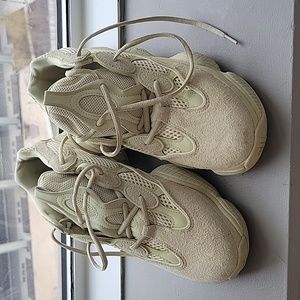 Yeezy 500 "yellow moon"